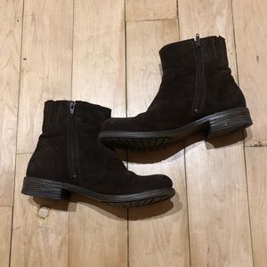 Brown boot, ankle height, size 39